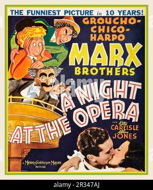 MARX BROTHERS Vintage Movie poster per il film del 1935 A Night at the Opera. 1935 con i Marx Brothers, GROUCHO, CHICO, HARPO. Con Kitty Carlisle Allen Jones illustrato da al Hirschfeld. Distribuito da MGM.Pictures Hollywood USA Foto Stock