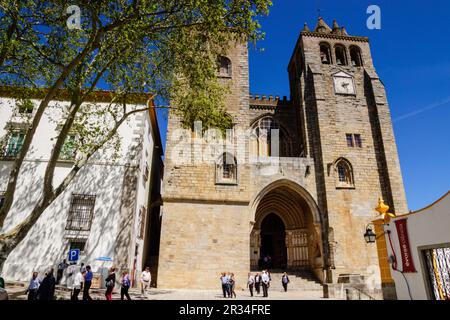 Catedral, -Basílica Sé Catedral de Nossa Senhora da Assunçao-,siglo XIII,,Evora Alentejo,Portogallo, Europa. Foto Stock