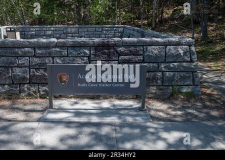 Insegna del centro visitatori di Acadia National Park Hulls Cove. Foto Stock