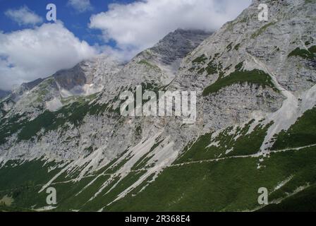 Escursioni a piedi nella Valle di Gleirsch, Monti Karwendel, Tirolo, Austria Foto Stock