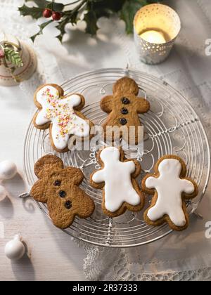 Gli uomini di panpepato biscotti Foto Stock