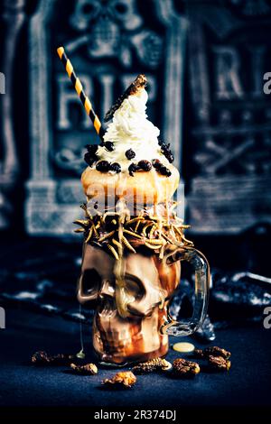 Freakshakes di Halloween con Locusts, mealworm, Queen Leafcutter Ants mopane Worms Foto Stock