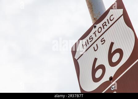 Famoso streetsight Route 66 con copyspace Foto Stock