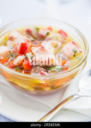 Insalata di polpo servita nelle Azzorre, Portogallo Foto Stock