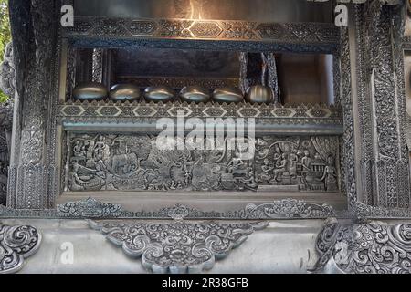 L'unico e bellissimo Tempio d'Argento di Chiang mai, Thailandia, conosciuto anche come Wat Sri Suphan Foto Stock