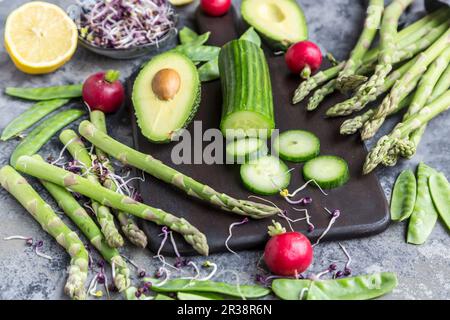 Vari ingredienti per insalata Foto Stock