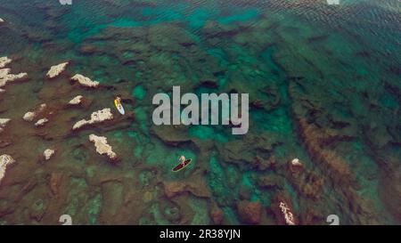 Arial scatto di due uomini in sella Foto Stock