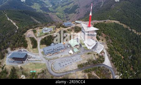 Montagna Lysa Hora. La vetta più alta delle montagne di Beskydy nella parte orientale della Repubblica Ceca, Europa, vista panoramica Foto Stock