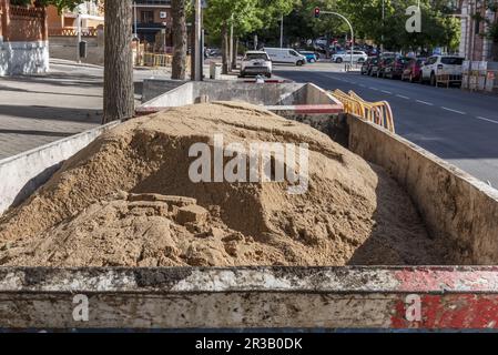 La sabbia del fiume è un aggregato calcareo silicico naturale, con granulometria fine, proveniente da una zona di estrazione costituita da materiale fluviale di sedimentazione Foto Stock