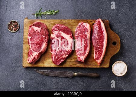 Varietà di bistecche fresche di manzo Black Angus prime Foto Stock