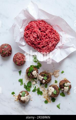 Polpette di carne di manzo macinate Foto Stock