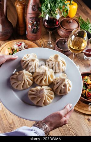 Gnocchi georgiano Khinkali con carne Foto Stock