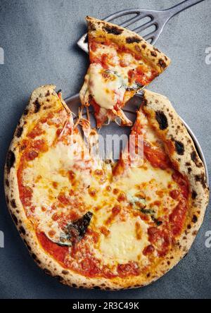 Margarita Pizza dal forno a legna Foto Stock