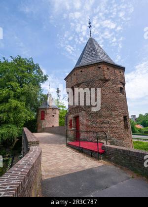 Monnikendam, la porta d'acqua orientale nelle mura della città olandese di Amersfoort, Paesi Bassi, Europa. Foto Stock