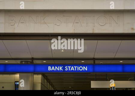 Ingresso alla stazione della metropolitana di Bank Cannon Street Foto Stock