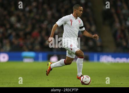 Theo Walcott in azione durante la partita di oggi. Inghilterra Beat Brasile 2:1England 06/02/13 Inghilterra V Brasile 06/02/13 Internazionale amichevole Foto: Foto Stock