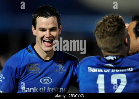 Jonathan Sexton di Leinster ama vincere la finale della Amlin Challenge Cup tra Leinster Rugby e Stade Francais alla RDS Arena di Dublino il venerdì Foto Stock