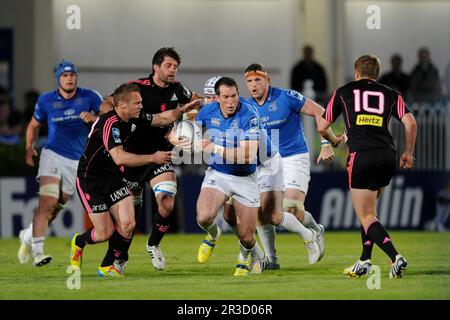 Andrew Goodman di Leinster si rompe a Midfield durante la finale della Amlin Challenge Cup tra Leinster Rugby e Stade Francais all'RDS Arena, Dublino Foto Stock