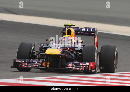 Mark Webber (AUS) Red Bull Racing RB9.2013. Campionato del mondo di Formula 1, Rd 4, Gran Premio del Bahrain, Sakhir, Bahrain, Giornata di qualificazione, credito:FOTO Foto Stock