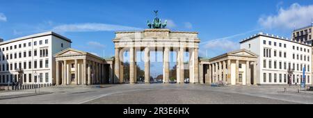 Berlino porta di Brandeburgo Panorama in Germania Foto Stock