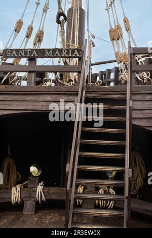 Replica delle navi che hanno fatto la scoperta dell'America, le caravelle la Pinta e la Niña e il Nao la Santa María. Foto Stock