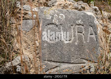 senda de ascenso a la cueva de Ramon Llull y al Santuario de cura, Randa, Mallorca, Isole Baleari, Spagna. Foto Stock