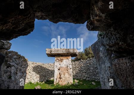 Torrellisar Vell Taula, Alaior, Minorca, Isole Baleari, Spagna. Foto Stock