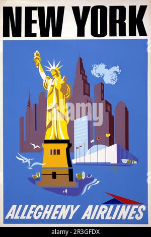 Poster di viaggio vintage per Allegheny Airlines che mostra la Statua della libertà e lo skyline di New York City, circa 1950. Foto Stock