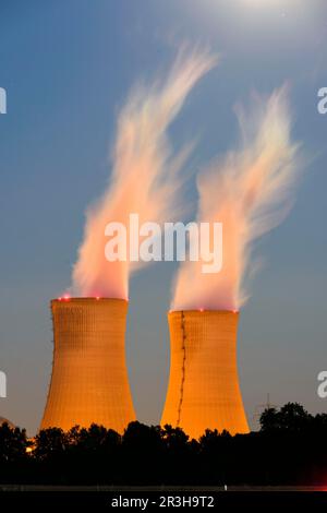 AKW, centrale nucleare di Grafenrheinfeld, Schweinfurt, Baviera, Blue hour, Germania Foto Stock