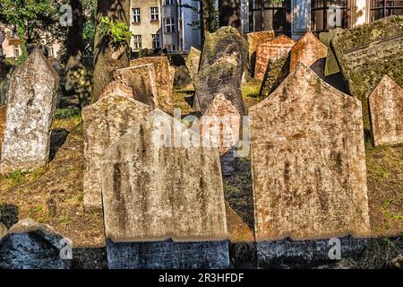 Antico Cimitero Ebraico di Praga Foto Stock