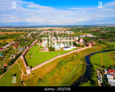 Il Monastero del Salvatore di Sant'Eutimio vista panoramica aerea nella città di Suzdal, anello d'Oro della Russia Foto Stock