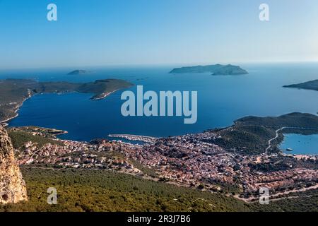 Vista di Kaş dalle scogliere sopra, Via Licia, Kaş, Turchia Foto Stock