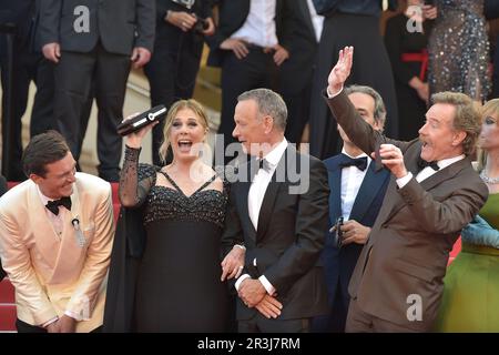 Rupert Friend, Rita Wilson, Tom Hanks e Bryan Cranston partecipano alla prima edizione di „asteroide City“ al 76th° festival annuale di Cannes il 23 maggio 20 Foto Stock