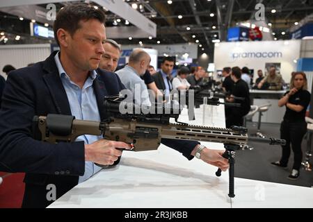 Brno, Repubblica Ceca. 24th maggio, 2023. Fiera internazionale della tecnologia della difesa e della sicurezza IDET, fiera della tecnologia antincendio Pyros e fiera della tecnologia e dei servizi di sicurezza ISET inizia nel quartiere fieristico di Vystaviste a Brno, Repubblica Ceca, 24 maggio 2023. Credit: Vaclav Salek/CTK Photo/Alamy Live News Foto Stock