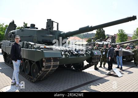 Brno, Repubblica Ceca. 24th maggio, 2023. Fiera internazionale della tecnologia della difesa e della sicurezza IDET, fiera della tecnologia antincendio Pyros e fiera della tecnologia e dei servizi di sicurezza ISET inizia nel quartiere fieristico di Vystaviste a Brno, Repubblica Ceca, 24 maggio 2023. Credit: Vaclav Salek/CTK Photo/Alamy Live News Foto Stock