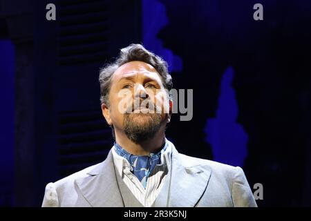 Michael Ball, aspetti dell'amore - Production Photography, Lyric Theatre, Londra, Regno Unito, 23 maggio 2023, Foto di Richard Goldschmidt Foto Stock