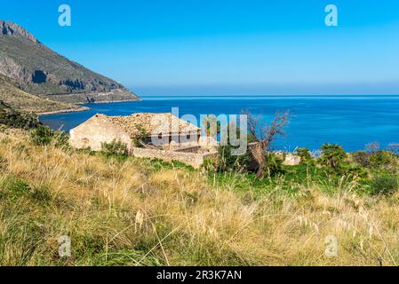 La Riserva naturale dello Zingaro è la più antica riserva naturale della Sicilia Foto Stock