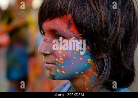 Fiesta Holi infantil, Llucmajor, Maiorca, isole Baleari, Spagna. Foto Stock
