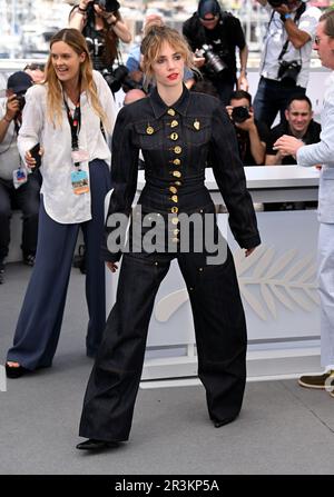 Cannes, Francia. 24th maggio, 2023. Cannes, Francia. 24th maggio 2023 Maya Hawke alla fotocellula per Asteroid City, parte del Festival del Cinema di Cannes 76th, Palais des Festival. Credit: Doug Peters/Alamy Live News Foto Stock