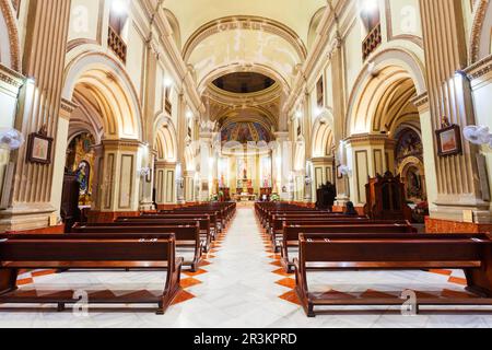 Murcia, Spagna - 18 ottobre 2021: Chiesa Parrocchiale di San Bartolomeo o interno Parroquia San Bartolome a Murcia. Murcia è una città nel sud-est di Spa Foto Stock