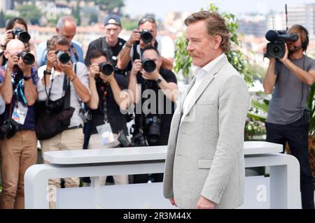 Bryan Cranston beim Photocall zum Kinofilm 'Asteroid City' auf dem Festival de Cannes 2023 / 76. Internationale Filmfestspiele von Cannes am Palais des Festivals. Cannes, 24.05.2023 Foto Stock