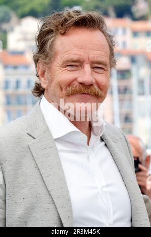 Bryan Cranston beim Photocall zum Kinofilm 'Asteroid City' auf dem Festival de Cannes 2023 / 76. Internationale Filmfestspiele von Cannes am Palais des Festivals. Cannes, 24.05.2023 Foto Stock