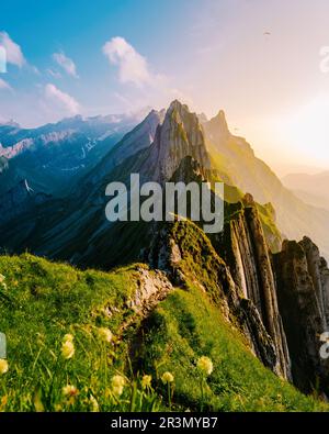 Schaeffler Altenalptuerme cresta di montagna swiss Alpstein , Appenzell Innerrhoden Svizzera Foto Stock