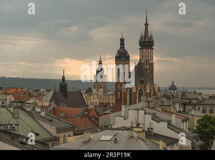 Cracovia, Polonia. 23/05/2023, il conto alla rovescia per EG2023 si trova all'esterno del vecchio terminal della stazione ferroviaria principale di Cracovia. Mostra che sono rimasti 29 giorni fino all'inizio dei Giochi europei del 3rd, il 23 maggio 2023, che si svolgeranno a Cracovia, in Polonia. Credit: ASWphoto/Alamy Live News Foto Stock