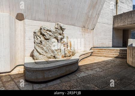 Italia Veneto Longarone - Chiesa Monumentale di Santa Maria Immacolata - architetto Giovanni Michelucci Foto Stock