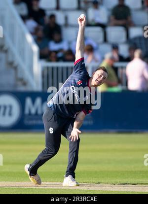 Northampton May 24:Tom Taylor of Northamptonshire Vitality T20 Blast match tra Northamptonshire Steelbacks e Worcestershire Rapids at the County Ground Northampton England . Foto Stock