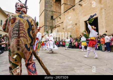 Baile de los cossiers, baile popolare, mallorquin Algaida, Mallorca, Islas Baleares, Spagna. Foto Stock