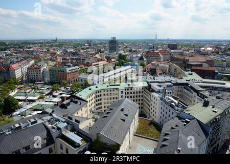 MONACO, GERMANIA, 28 MAGGIO: Vista aerea su Monaco, Germania il 28 maggio 2013. Monaco è la città più grande della Baviera, con quasi 100 milioni di visitatori Foto Stock