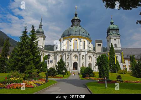 Monastero di Ettal, Chiesa del Monastero, Corte, Ettal, Garmisch-Partenkirchen, Alta Baviera, Baviera, Germania Foto Stock