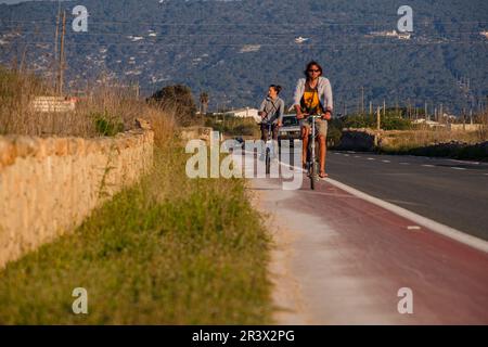 Ciclisti sul percorso principale Foto Stock